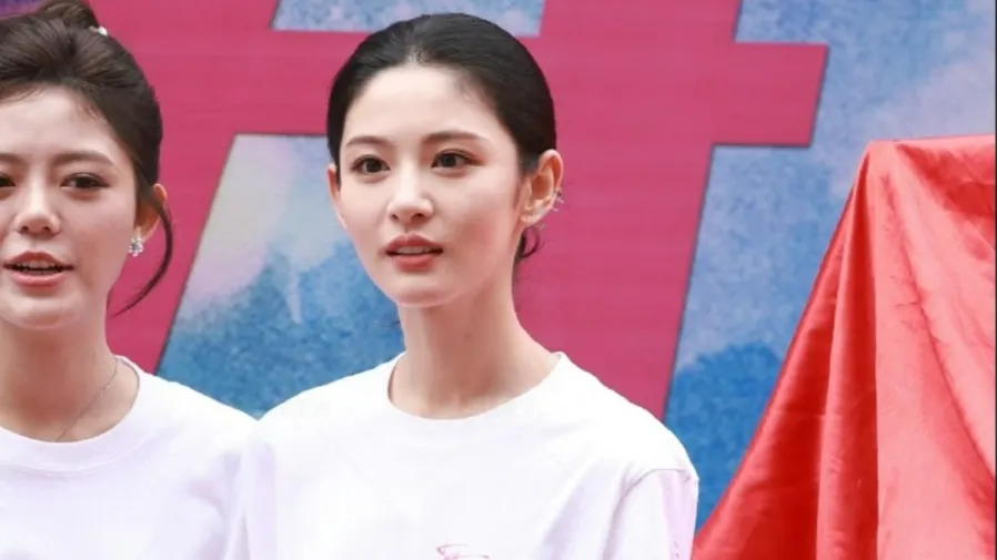 兩年四部定制女主劇！於正全力鋪路，趙晴資源檔期滿到爆的封面圖片
