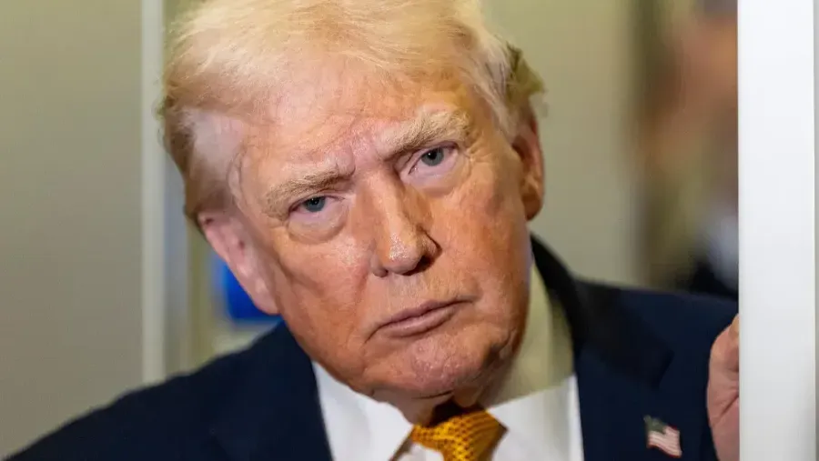 委內瑞拉頒法令全國抓「內鬼」 馬杜羅簽署實施國家緊急狀態的封面圖片