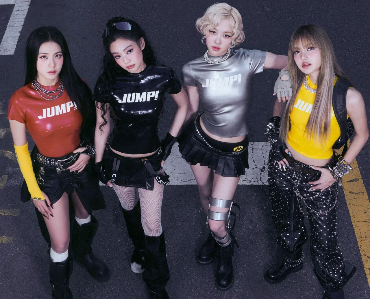 人氣韓團 BLACKPINK 回應粉絲熱切需求，正式宣布其第三次世界巡迴演唱會《DEADLINE》香港站增開場次！(圖：BLACKPINK@FB)