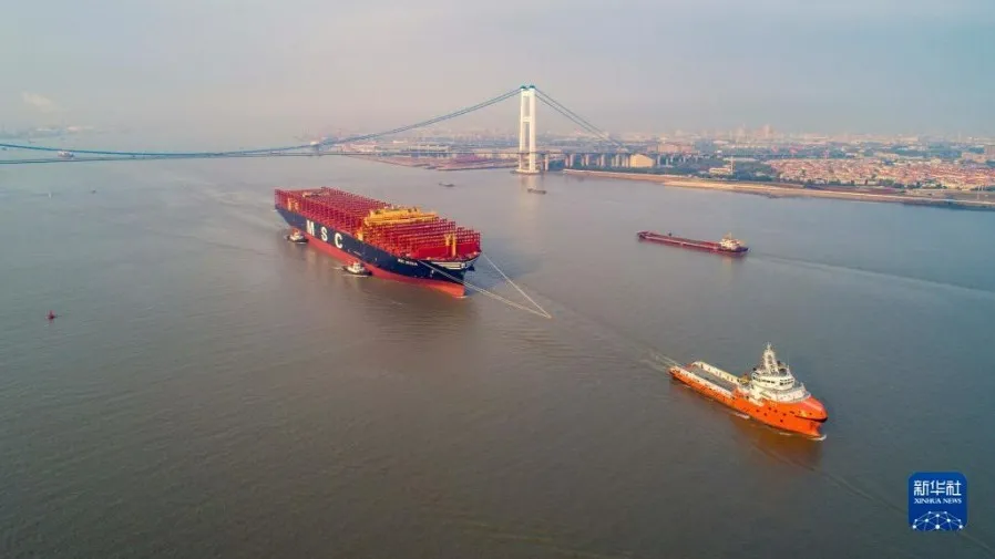 無惧美國課「中國製船舶稅」 全球航運巨頭續買中國船的封面圖片