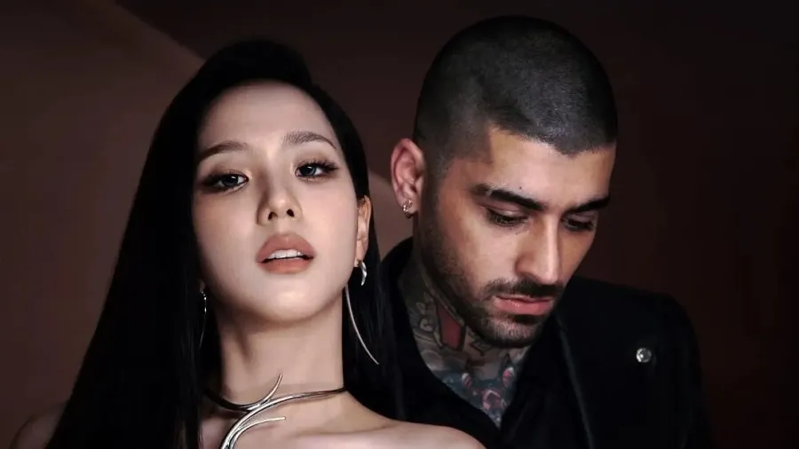 BLACKPINK Jisoo 驚喜聯手 Zayn：合作新歌〈EYES CLOSED〉10/10 上線！韓流與英倫音樂碰撞的封面圖片