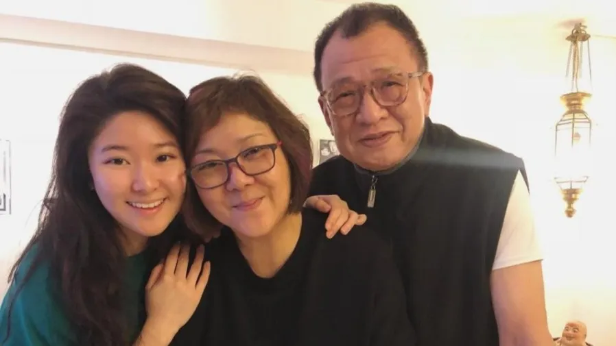 許紹雄傳病危最新消息|佘詩曼爆喊急返港 視女許惠菁為明珠贈2300萬嫁妝 揭隱形富豪家世與千呎豪宅的封面圖片
