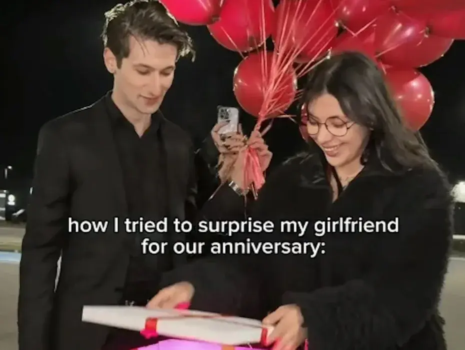 德國一名男子為祝賀與女友周年紀念日，將2000美元（其薪水）串起綁在氣球藏入禮盒，不料固定裝置脫落，鈔票隨氣球飛走，男子崩潰躺地。（來源：hyoga.X@IG）