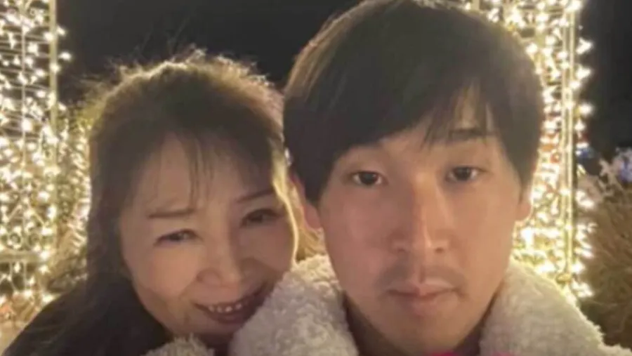 26歲日男初戀邂逅60歲美魔女，34歲年齡差無阻真愛超甜閃婚！的封面圖片
