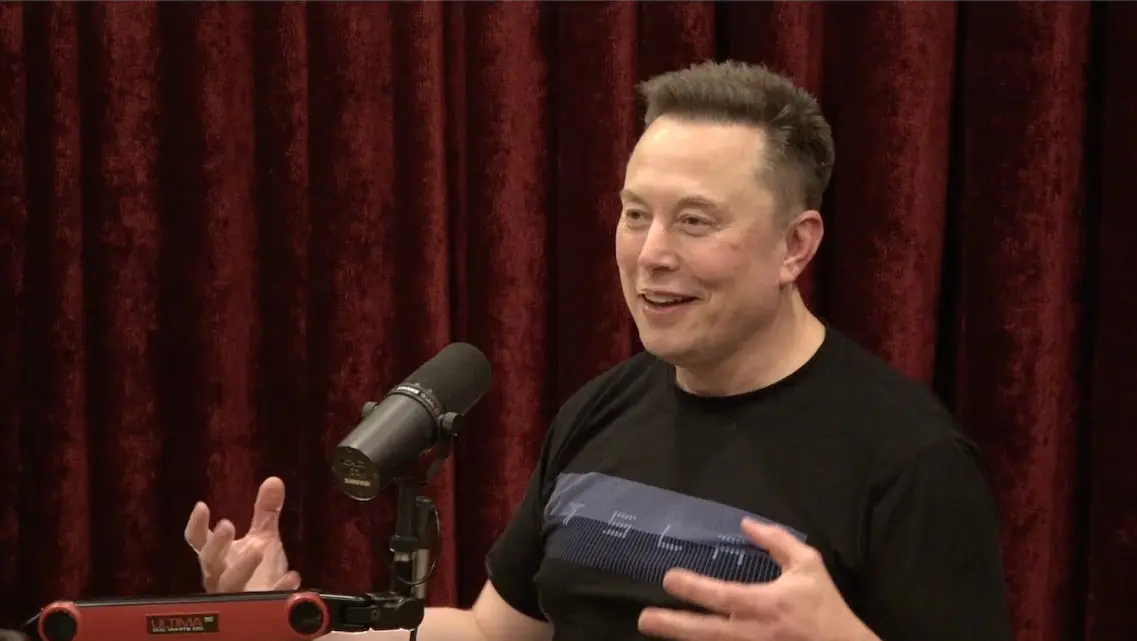 全球首富馬斯克（Elon Musk）於社群X拋出驚人計畫，明年將贈送每一名美國18歲以下兒童一股SpaceX股票，總價值高達百億美元，不過發放方式、代管機制等執行細節尚未公布。（來源： PowerfulJRE@YouTube）
