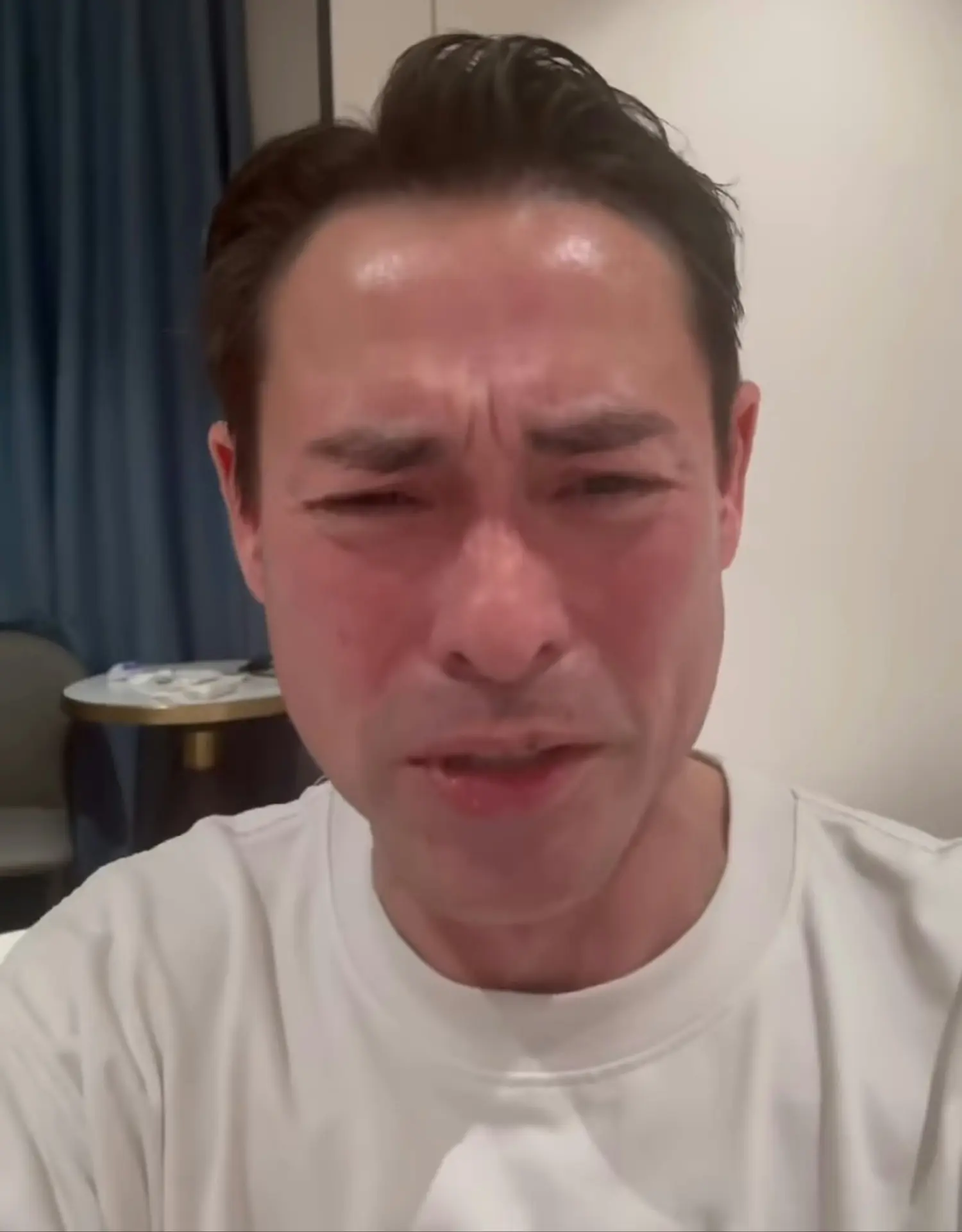 談到費用問題，海俊傑語氣急促又無奈：「錢銀上，我哋好好嘅朋友已經籌得 70 萬，但係我哋而家仲爭 70 萬」，他坦言總手術費需 150 萬港元，目前僅湊齊一半，缺口龐大。(圖：gabrielocean1117@IG)