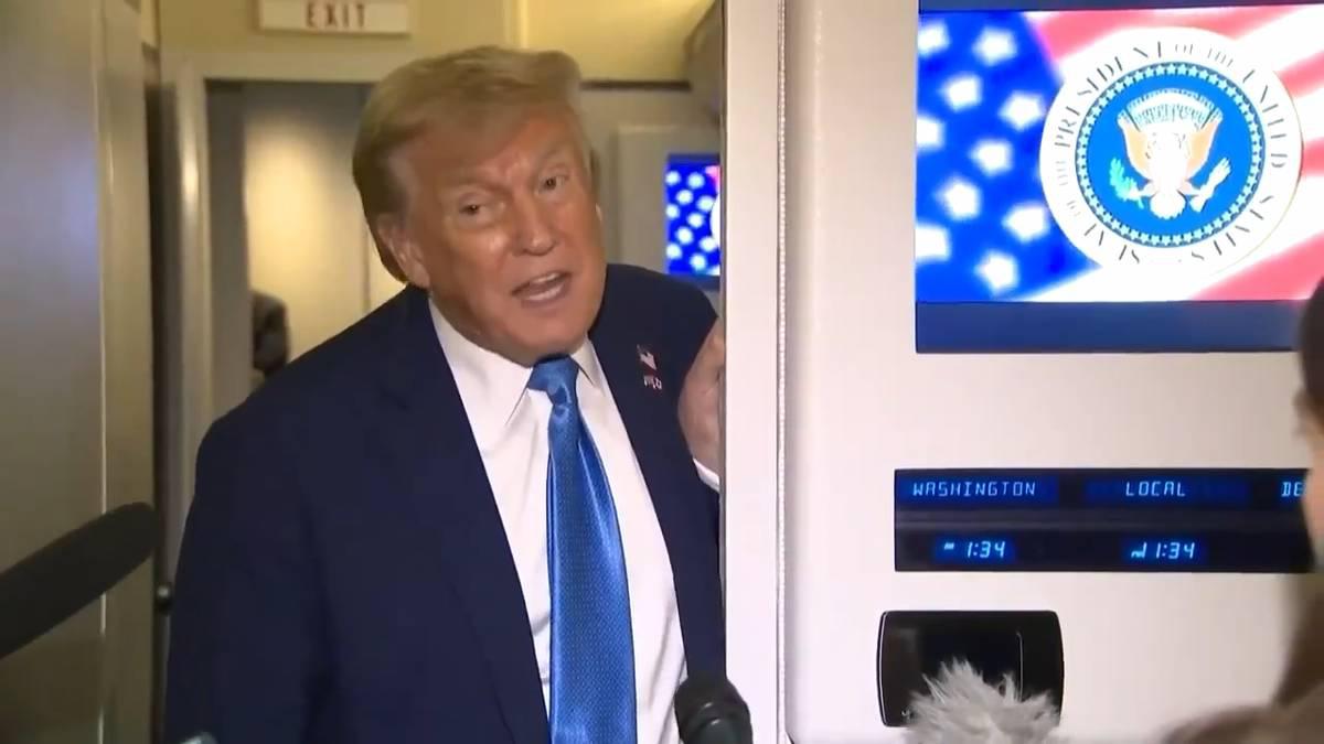 特朗普在「空軍一號」專機上，喊話伊朗無條件投降，並表示正考慮美軍加入攻擊伊朗核設施。（影片截圖）