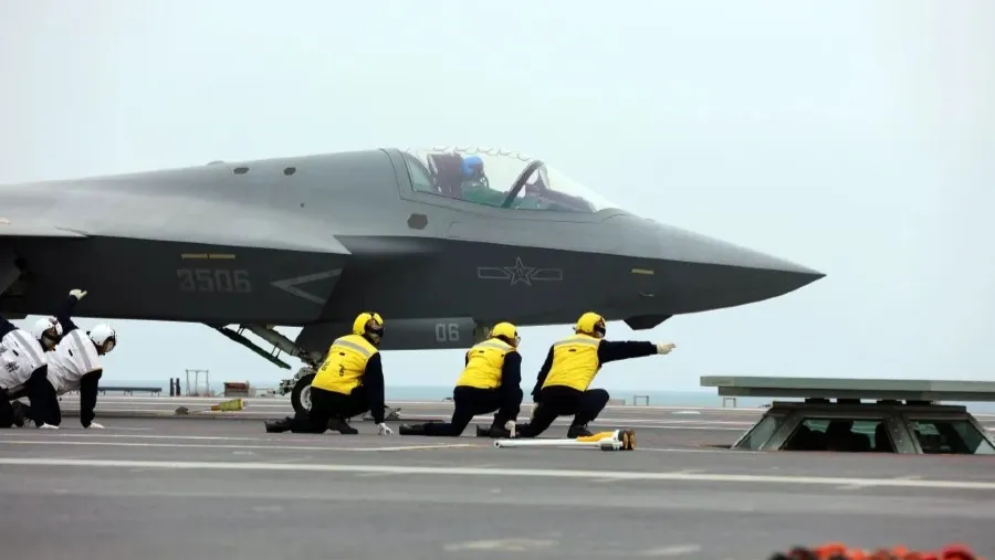 福建艦「上新」三款艦載機公開彈射畫面 西太平洋戰略格局將被重塑的封面圖片