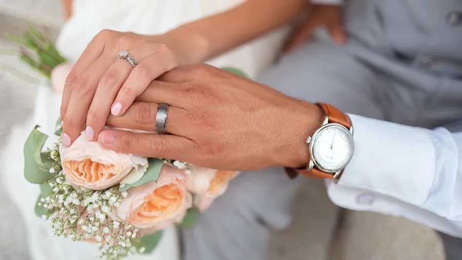 單身黨破防！以為不結婚很自由，原來要多擔83%罹癌風險？的封面圖片