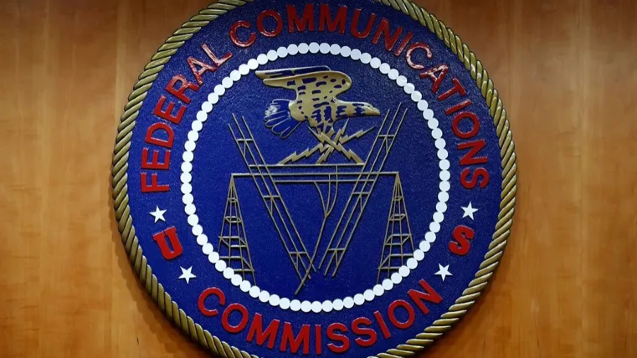 FCC擴大對華限制 擬禁止中國實驗室檢測智能手機攝像頭計算機的封面圖片