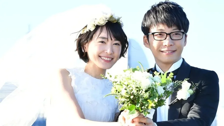 新垣結衣與星野源宣布喜迎第一胎　結婚5年升格為父母 - 