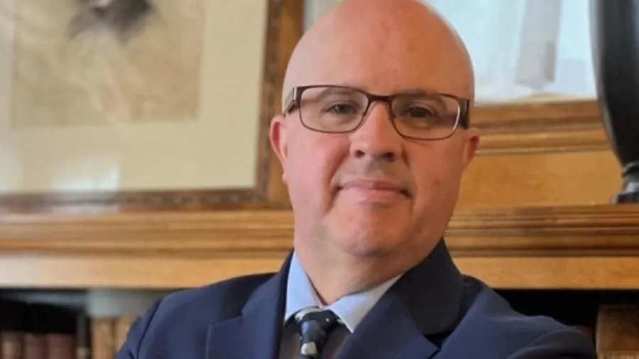 拒絕白宮索要藏品 艾森豪威爾總統圖書館館長「被辭職」的封面圖片