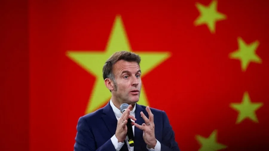 馬克龍稱中歐貿易嚴重失衡　警告歐盟或被迫效仿美國對華加徵關稅的封面圖片