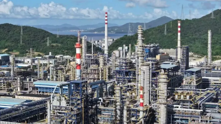 總投資210億元 中國規模最大世界級石化基地建成的封面圖片