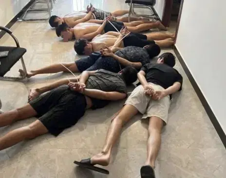 柬埔寨電詐猖獗，外界懷疑是洪森家族在背後給予保護傘。圖為柬埔寨警方掃蕩詐團資料照。（翻攝自柬埔寨警察局臉書）