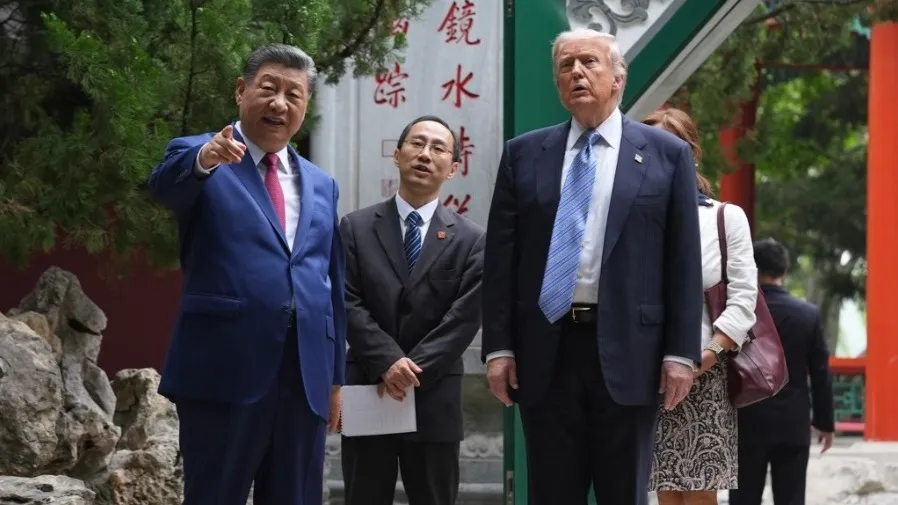 中美高層峰會落幕：習近平邀特朗普漫步中南海，贈送玫瑰花種子的封面圖片