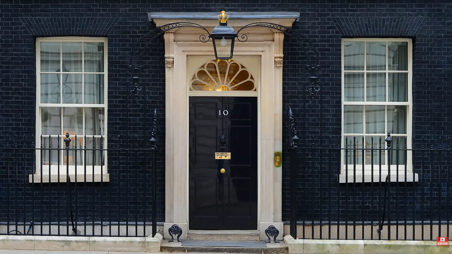 英國首相官邸唐寧街10號（10 Downing Street）。（來源： Allan Barton - The Antiquary@YouTube）