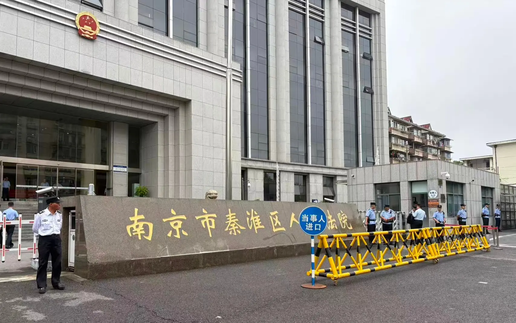 王暖暖獲判離婚的可能性極大，人們期待法院的判決能為這段長達六年的噩夢，畫上一個公正的句點。(圖： 網絡翻攝)