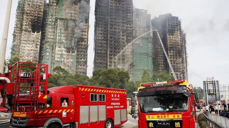 大埔宏福苑五級火65死｜殉職消防員何偉豪被追憶 每戶派萬元應急基金啟動的封面圖片