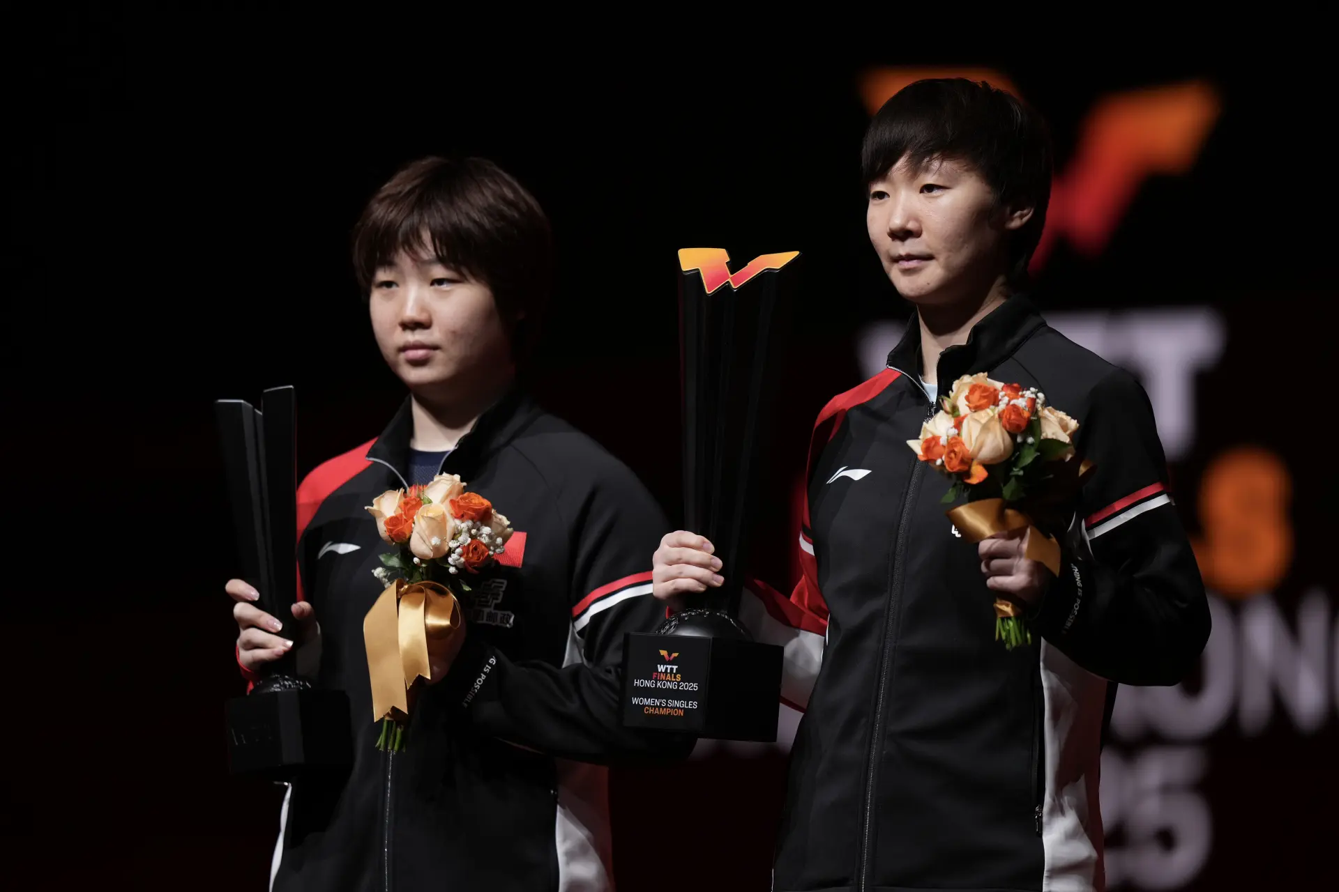 賽後王曼昱坦言，今季自己的狀態跌宕起伏，能在香港收穫年度最後一項國際賽事冠軍，可謂圓滿收官。她表示非常享受來到香港比賽的感覺，懷念現場觀眾的支持，並希望來年能有更好的表現。(圖：新華社)