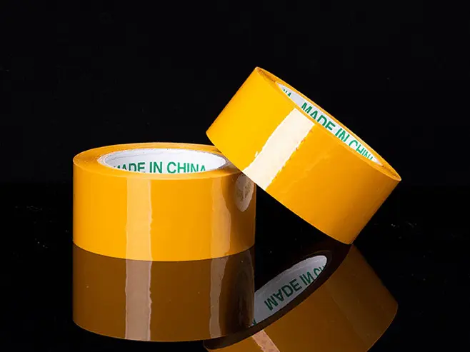 在膠帶的選擇上，「米」字形膠帶的防護效果跟其厚薄密切相關。應挑選有一定厚度和彈性的膠帶，經過眾多實踐和專家推薦，黃色封箱膠帶效果較好。（來源：網絡） 