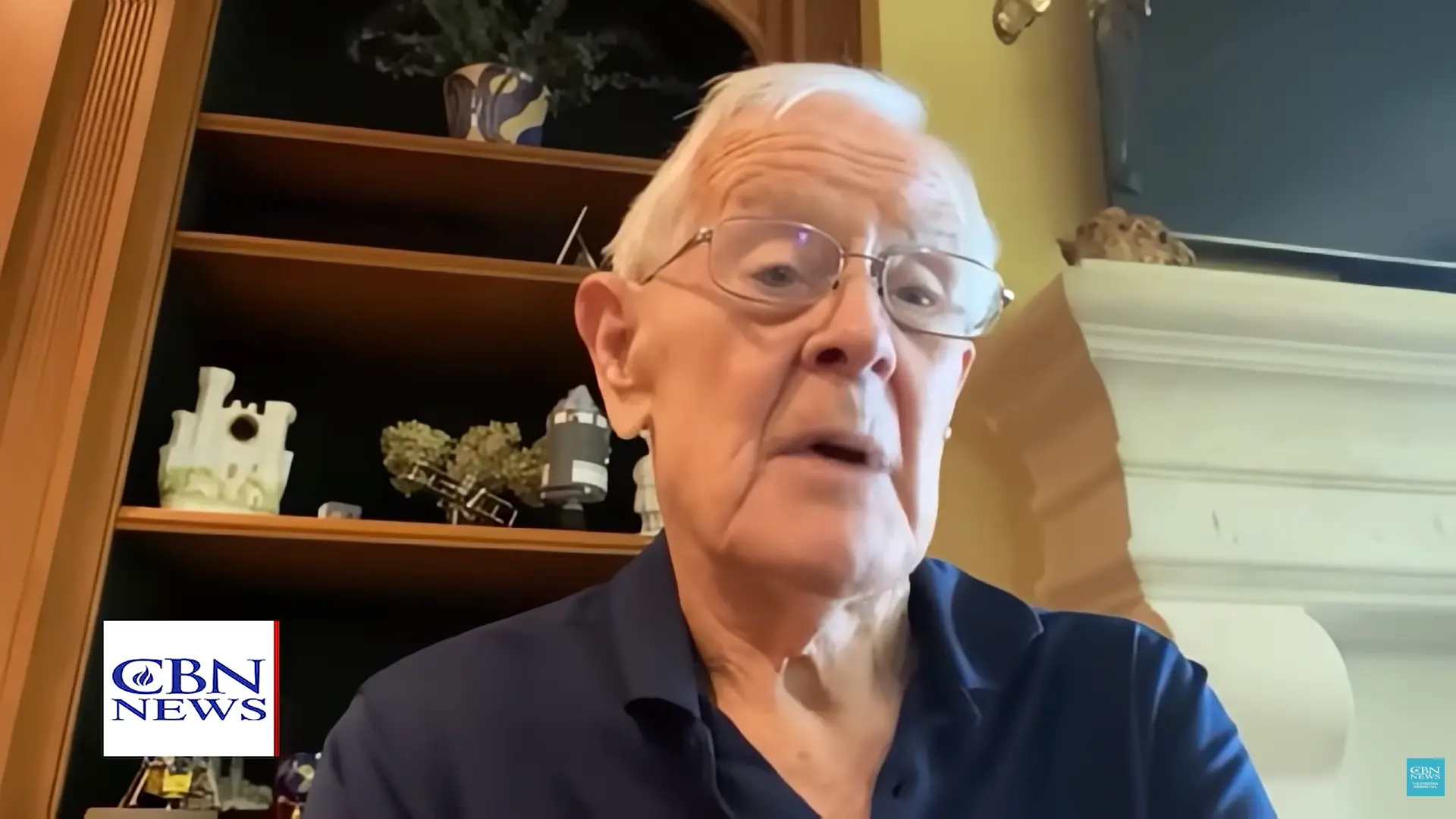91歲阿波羅16號前太空人杜克受訪提出警示，他引用聖經，主張外星人並非友善外星生物，而是偽裝成天使的惡魔。美國政壇亦有官員持類似觀點，其說法屬個人信仰，未有科學證據。（來源：CBN News@YouTube）