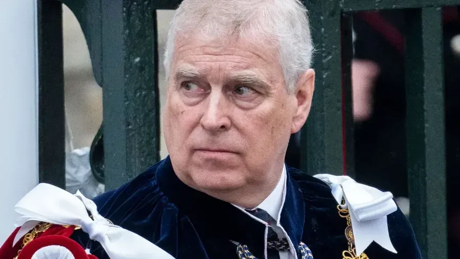 英王室劃清界線!安德魯王子失「王子」稱號 遷離溫莎30房大宅 王室切割愛潑斯坦性侵醜聞的封面圖片