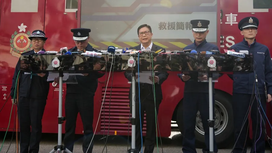 大埔宏福苑大火｜死者增至128人 仍有200人情況未明  家屬淚灑認屍現場的封面圖片