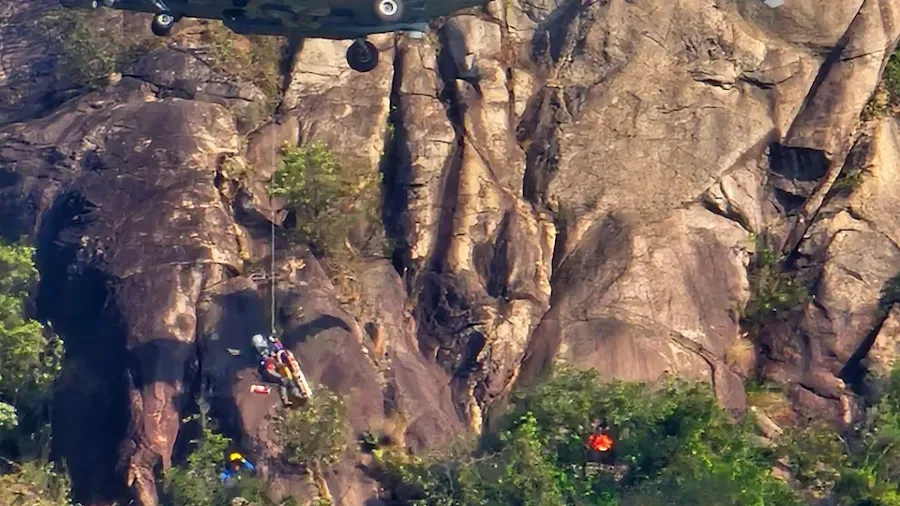  43 歲男周末獨自爬山 疑失足魂斷屯門九逕山的封面圖片