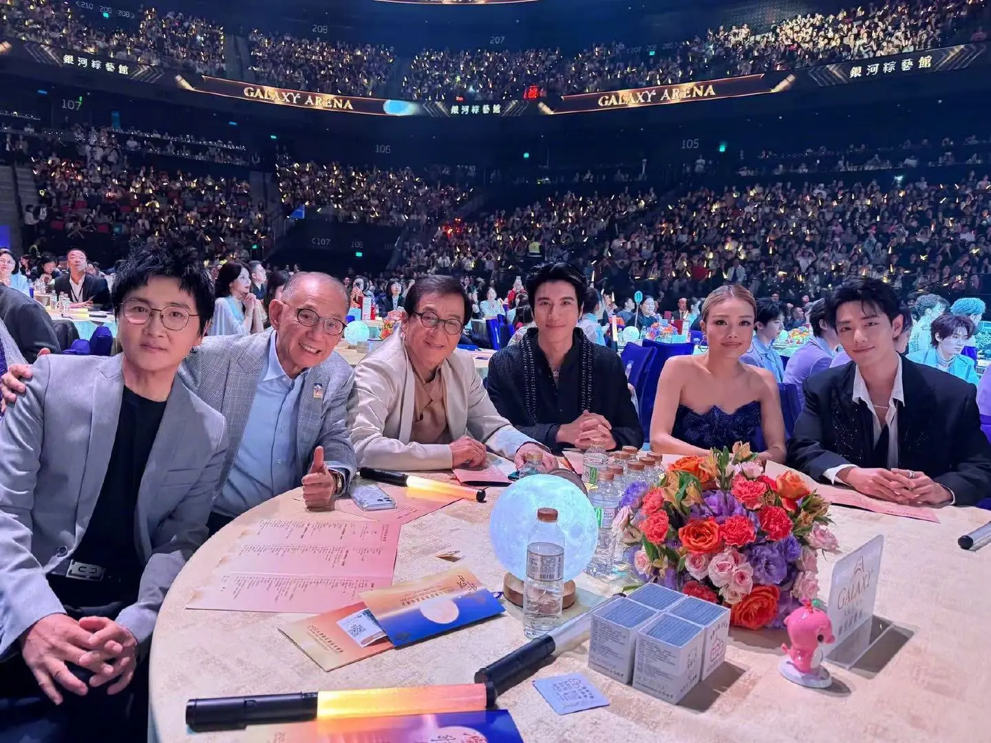 針對外界揣測，容祖兒的經理人、英皇金牌經理人霍汶希（Mani）向傳媒親自回應，還原事件始末。(圖：霍汶希@微博)