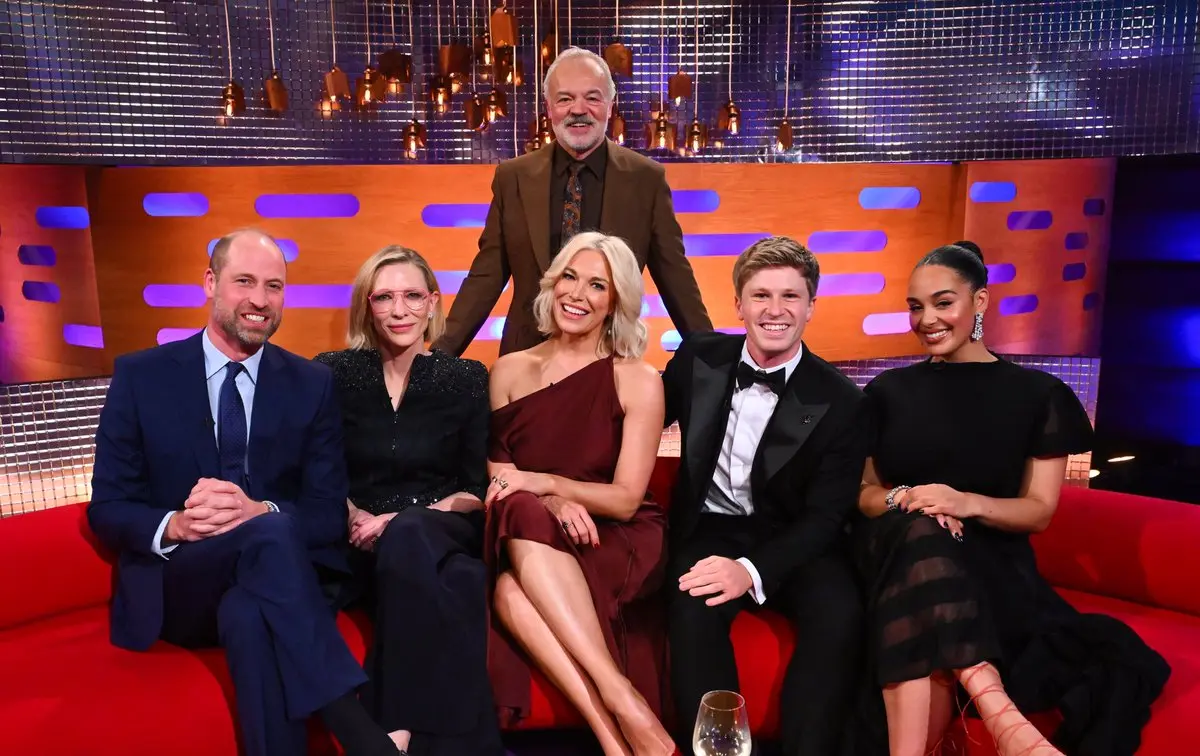 英國威廉王子（Prince William）驚喜現身BBC清談節目《The Graham Norton Show》，首度登上該節目，自爆年少曾想當警員、DJ，藝名DJ Xara，同時宣傳「為地球奮鬥獎（Earthshot Prize）」。（來源：RobertIrwin@X）