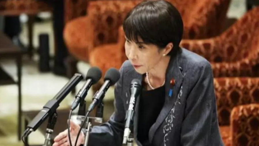 高市早苗就自民黨支部違規收受企業捐款公開道歉 超額款項已退還的封面圖片