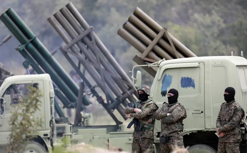 伊朗在中東地區什葉派代理人黎巴嫩真主黨、葉門胡塞武裝、伊拉克和敘利亞的民兵，仍然持續採取遊擊報復手段，對美軍、以色列、美國的中東盟友造成騷擾，這正是美軍不敢輕易宣稱全面勝利的原因。(圖：維基百科)