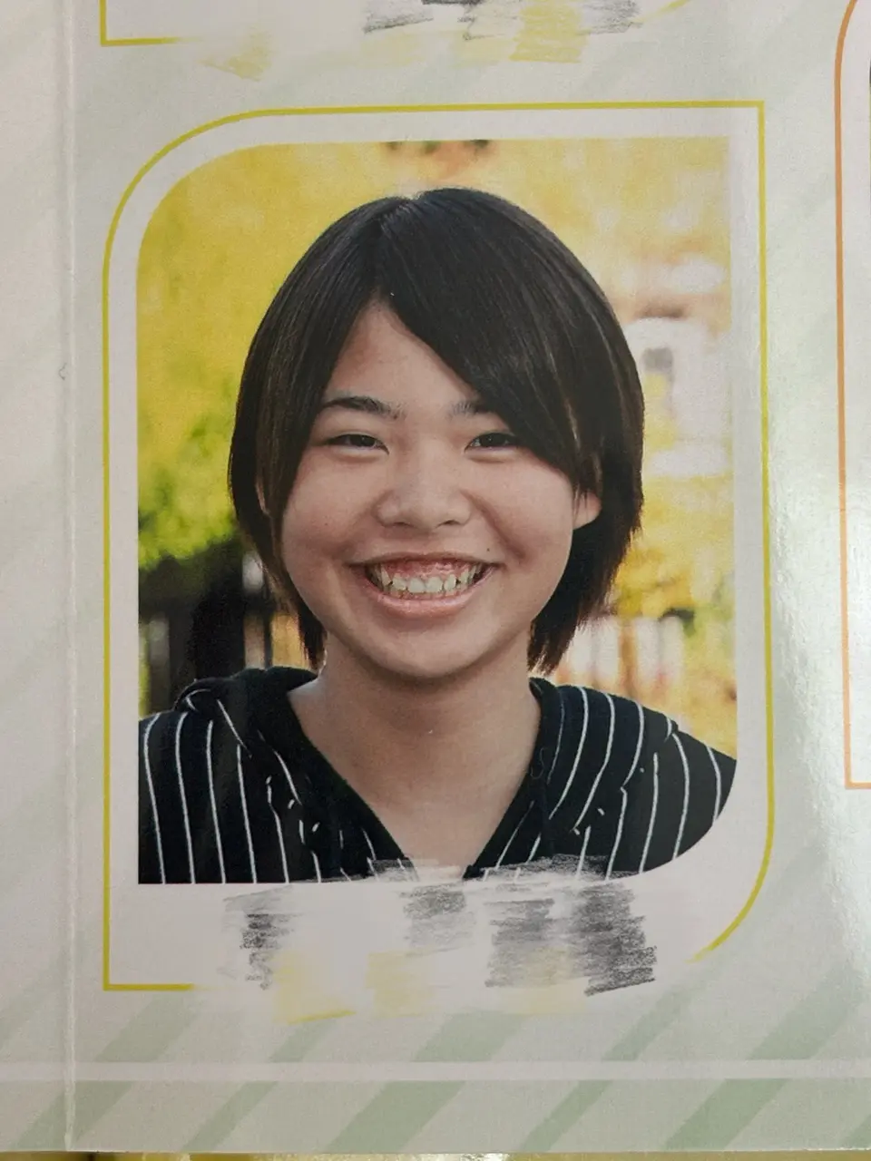 日本偶像「雨宮ひいと」，曾是自我認同低的土氣國中宅女。（來源：cocosyn_hiito@X）