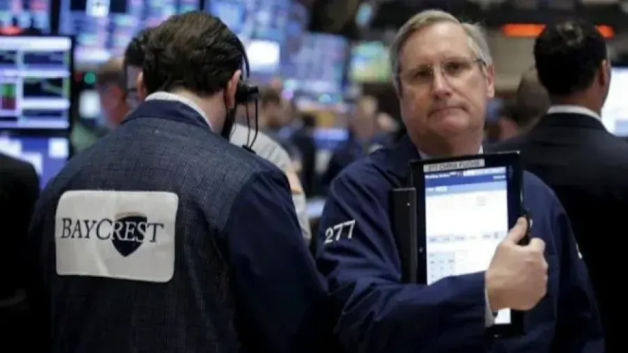 美國 11 月失業率寫 4 年新高 美股道瓊跌 302 點 就業數據優於預期仍引經濟擔憂的封面圖片