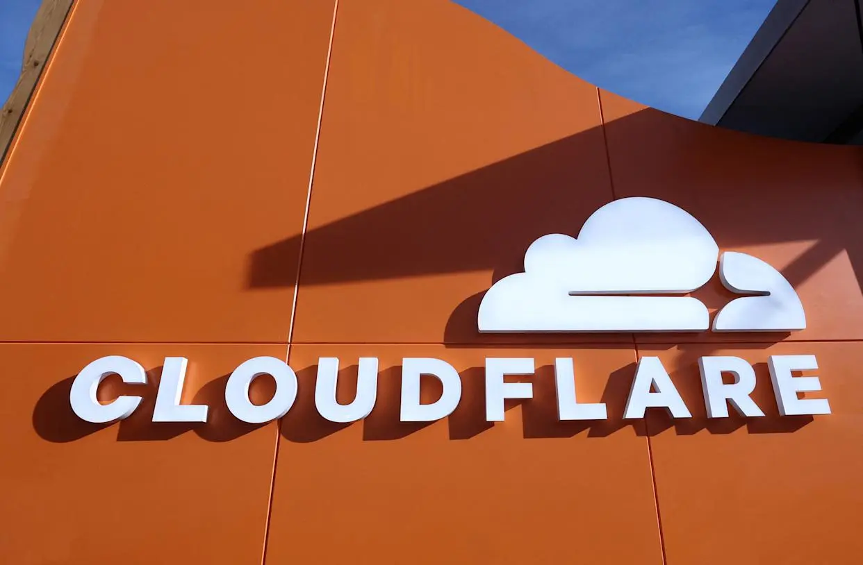 截至發稿前，Cloudflare 已陸續發布狀態更新，透露部分服務的錯誤率已恢復至事件前水平，倫敦地區曾被臨時禁用的 WARP 服務也已重新啟用。(圖片：網絡截圖)