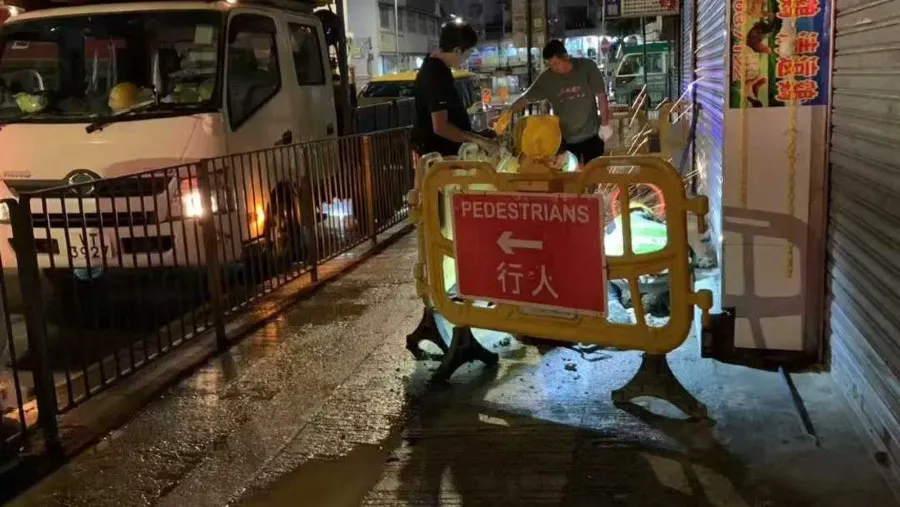 成城大廈停食水最新情況 停水期間取水須知的封面圖片