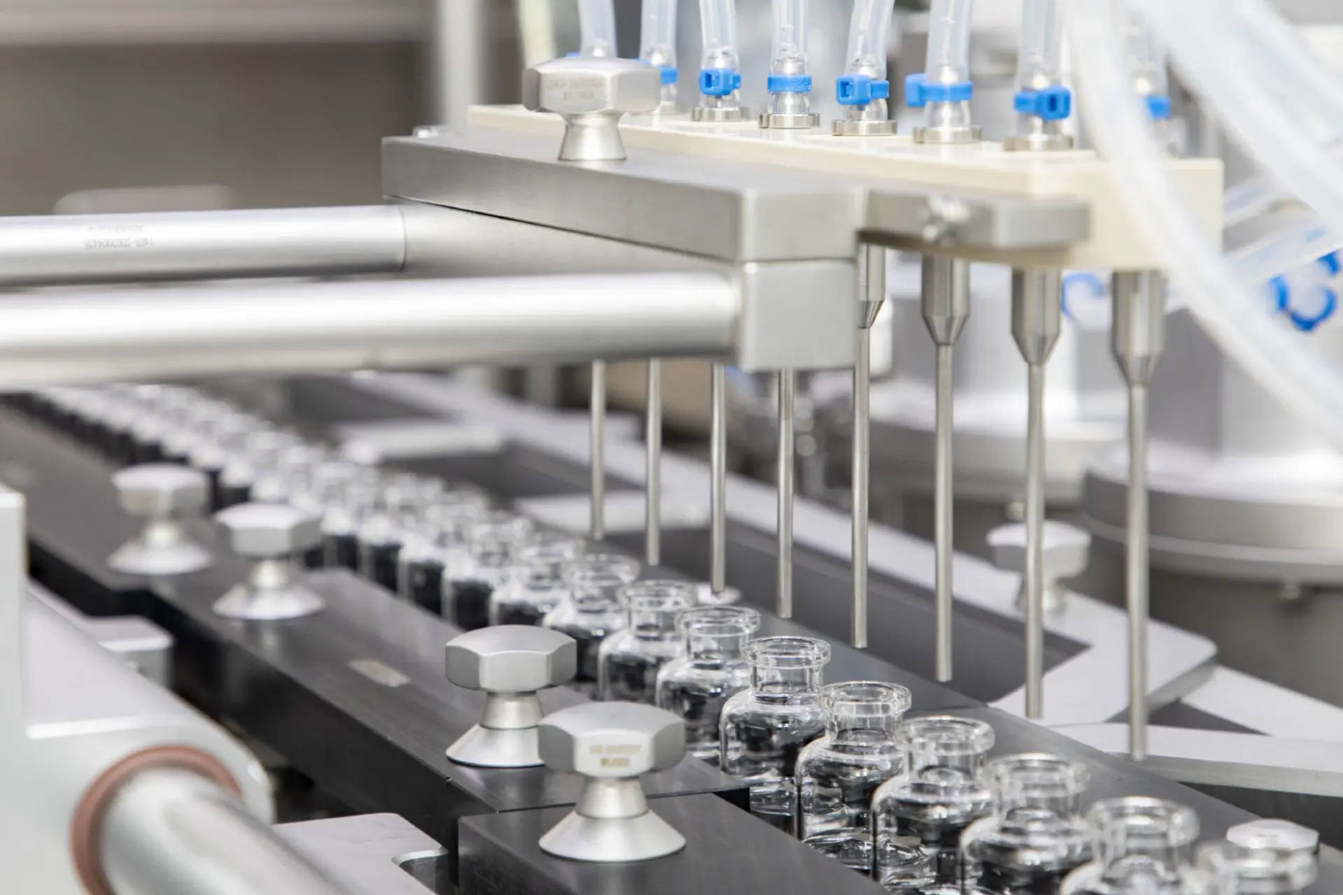 2023 年 12 月，百利天恒與跨國製藥巨頭百時美施貴寶公司（BMS）訂立全球戰略許可及合作協議，雙方共同開發及商業化 iza-bren，BMS 給予 8 億美元首付款，總對價最高可達 84 億美元，這一合作也成為公司發展史上的重要里程碑。(圖：網絡截圖)