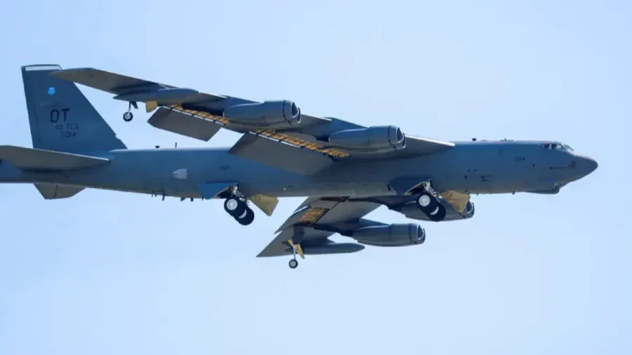  B-52進場持續轟炸伊朗 美軍調派戰略轟炸機爭奪中東制空權的封面圖片
