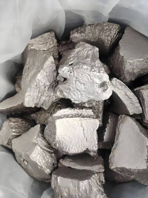 幾乎全部用於軍事工業的稀土「釤」。（中國稀土網站）