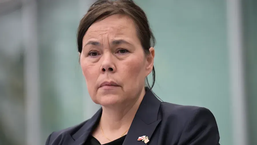 格陵蘭女外長淚崩白宮外 以國際輿論對抗美特朗普政府吞併野心的封面圖片