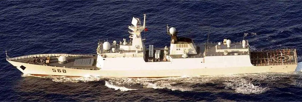 2012年5月6日早上約6時，日本海上自衛隊第五航空隊（那霸）的一架P-3C反潛巡邏機在硫球西南約650公里海域，有五艘中國海軍艦艇正向東南方向駛往太平洋，其中包括「衡陽」號導彈護衛艦（舷號568）。(日本防衛省·統合幕僚監部)