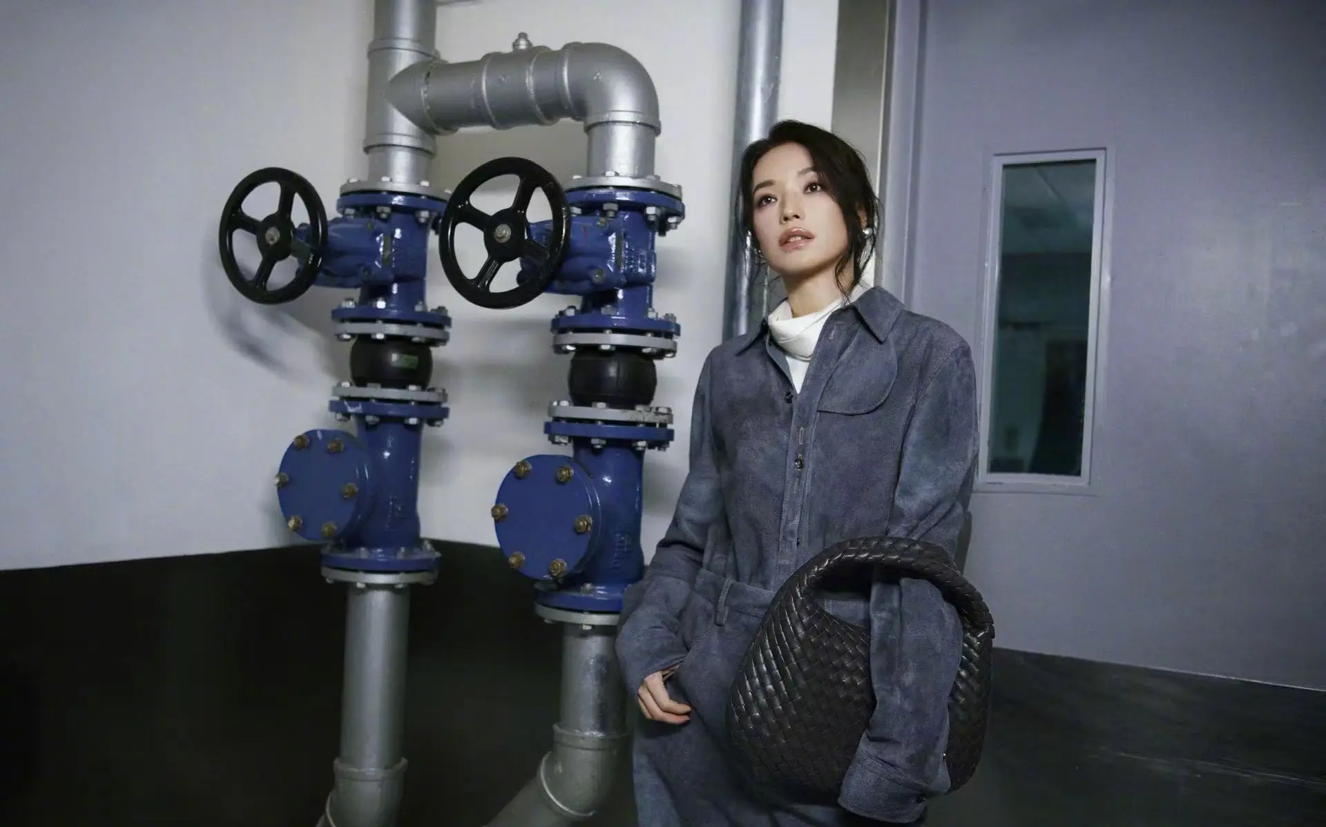 舒淇執導的首部處女作《女孩》不僅獲得業界好評，更助她拿下釜山電影節「最佳導演」獎項，隨後更帶着作品征戰威尼斯、多倫多、倫敦東亞等國際影展，備受關注。(圖：舒淇@微博)