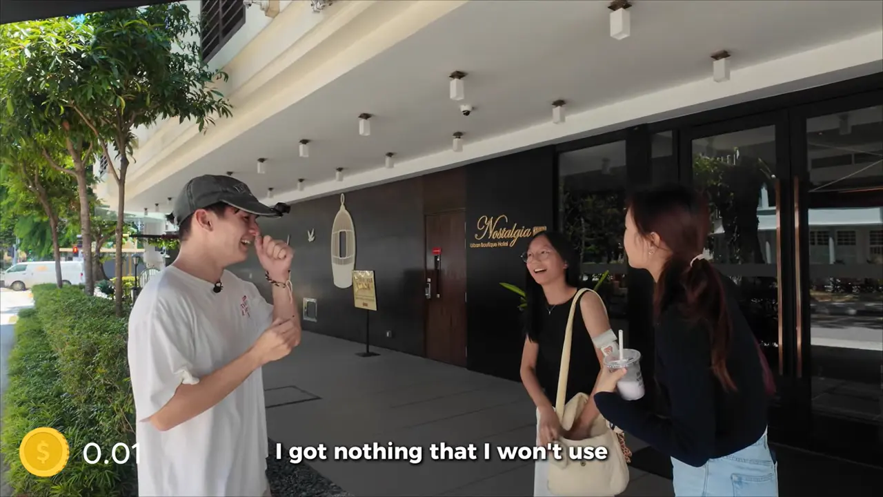 新加坡網紅零成本換車，42天升級之路竟被iPhone難住？（來源： bigchunkks@YouTube）