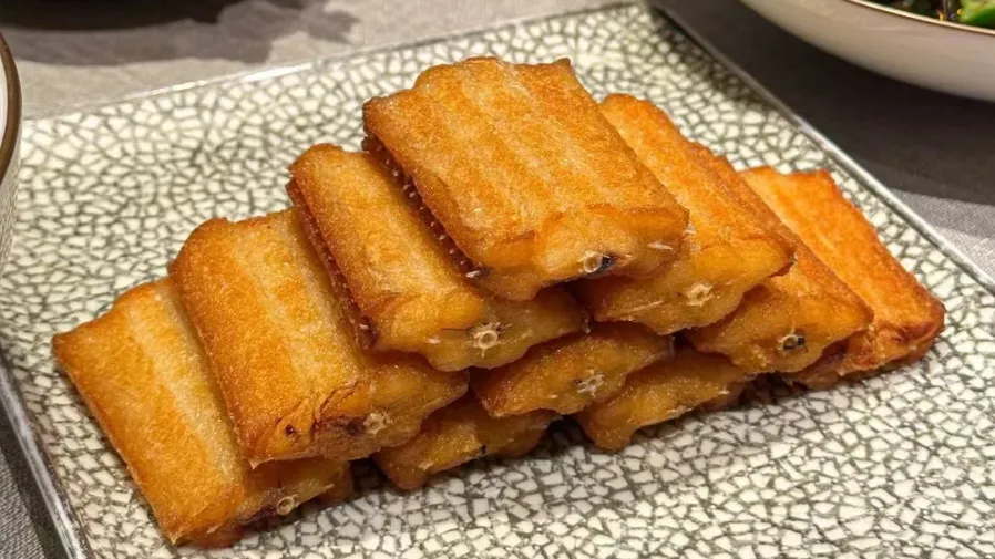 藏了30年的炸帶魚訣竅！多加1步，條條完整，酥脆到掉渣的封面圖片