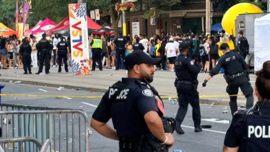 多倫多拉丁街頭慶典爆槍擊，Salsa on St. Clair活動至少2死4傷的封面圖片