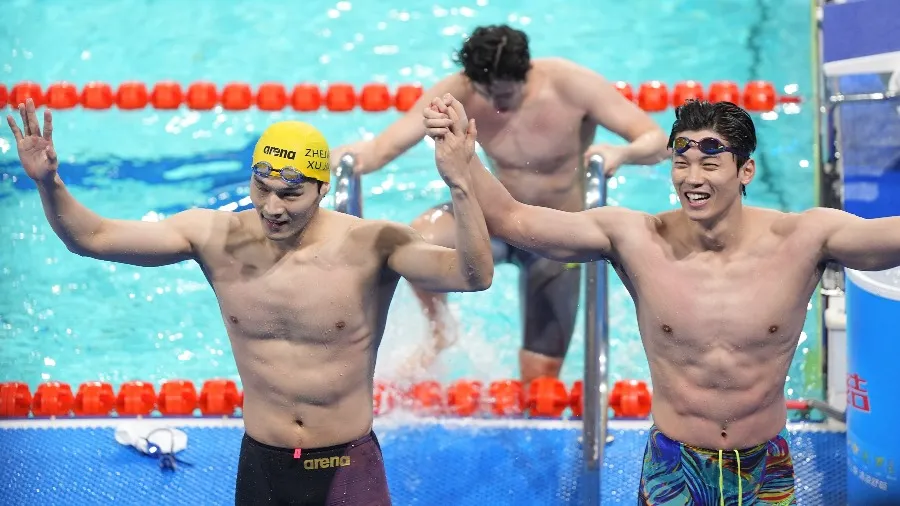 十五運|汪順：31歲老將綻光芒 擁抱徐嘉余展泳壇溫暖 中國游泳隊未來可期的封面圖片