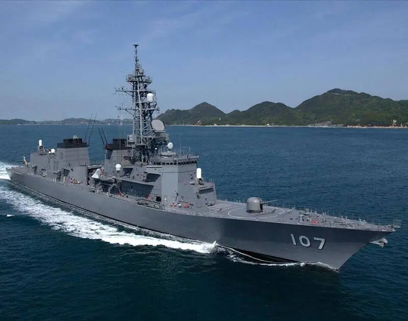 海上自衛隊護衛艦「雷」17日通過台灣海峽。（擷取自海上自衛隊官網）