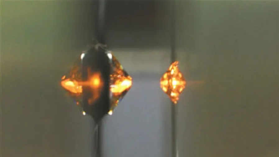 室溫下也能結冰？韓國團隊竟發現人類第21種冰相「冰XXI」？的封面圖片