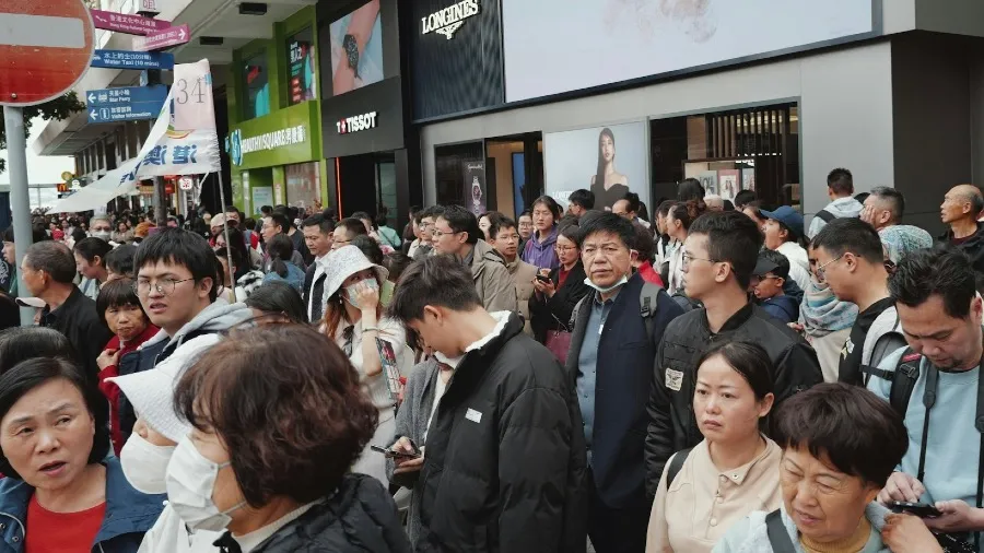 春節黃金周料143萬人次訪港 油蔴地警署光影之旅延長開放的封面圖片